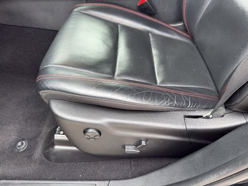 Used 2024 Dodge Durango GT image 12