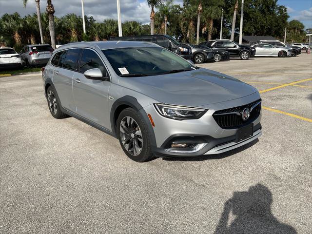 Used 2018 Buick Regal Preferred w/ Sights and Sounds Package AWD/4WD image 13
