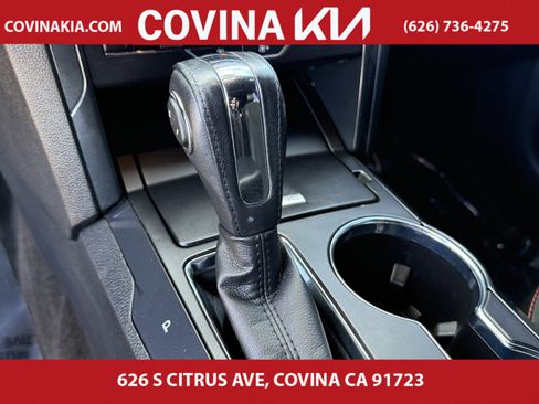 Used 2018 Ford Explorer XLT w/ Equipment Group 202A image 23