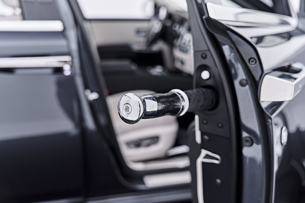 Used 2016 Rolls-Royce Ghost RWD image 33