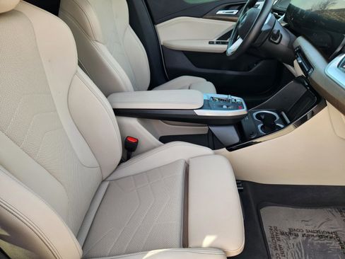 Used 2023 BMW X1 xDrive28i w/ Premium Package image 14