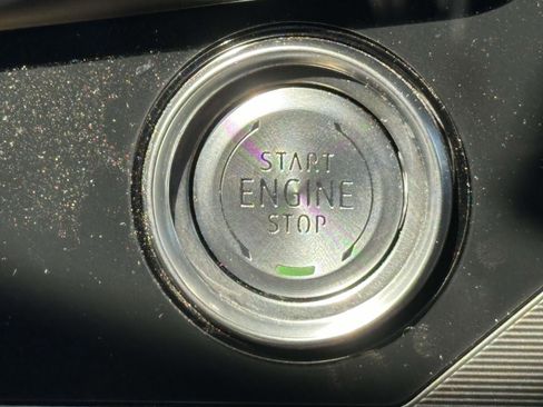 Used 2023 Chevrolet Corvette Stingray Premium Conv w/ Battery Protection Package RWD image 18