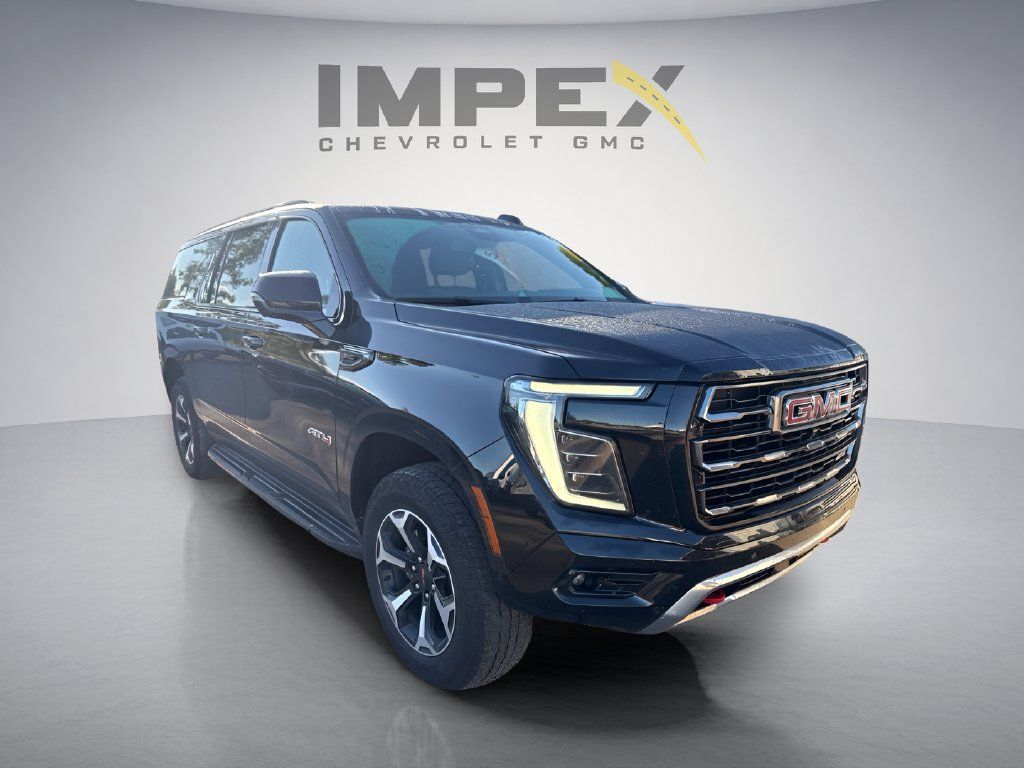 Used 2025 GMC Yukon XL AT4 w/ LPO, Floor Liner Package AWD/4WD image 7