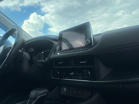 Certified 2023 Nissan Rogue SV AWD/4WD image 29