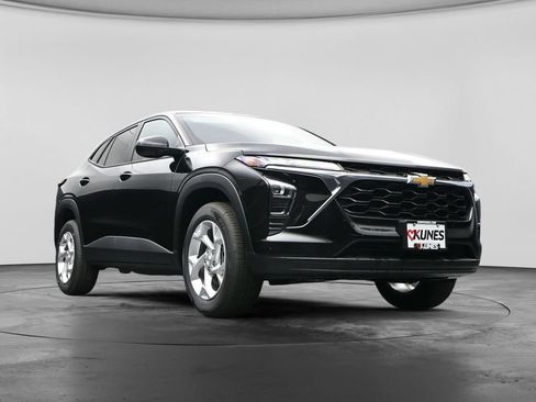 New 2026 Chevrolet Trax LS w/ LS Convenience Package FWD image 51