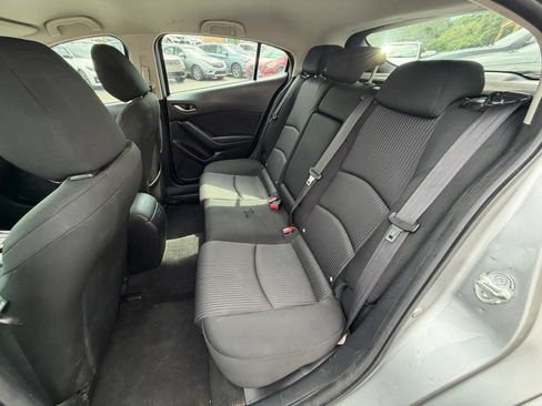 Used 2015 MAZDA MAZDA3 i Touring FWD image 18