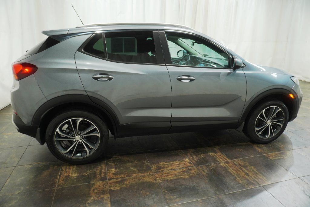 Used 2021 Buick Encore GX Select AWD/4WD image 4