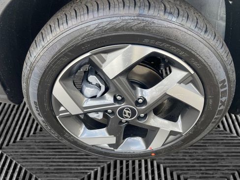 New 2026 Hyundai Venue SEL FWD image 15