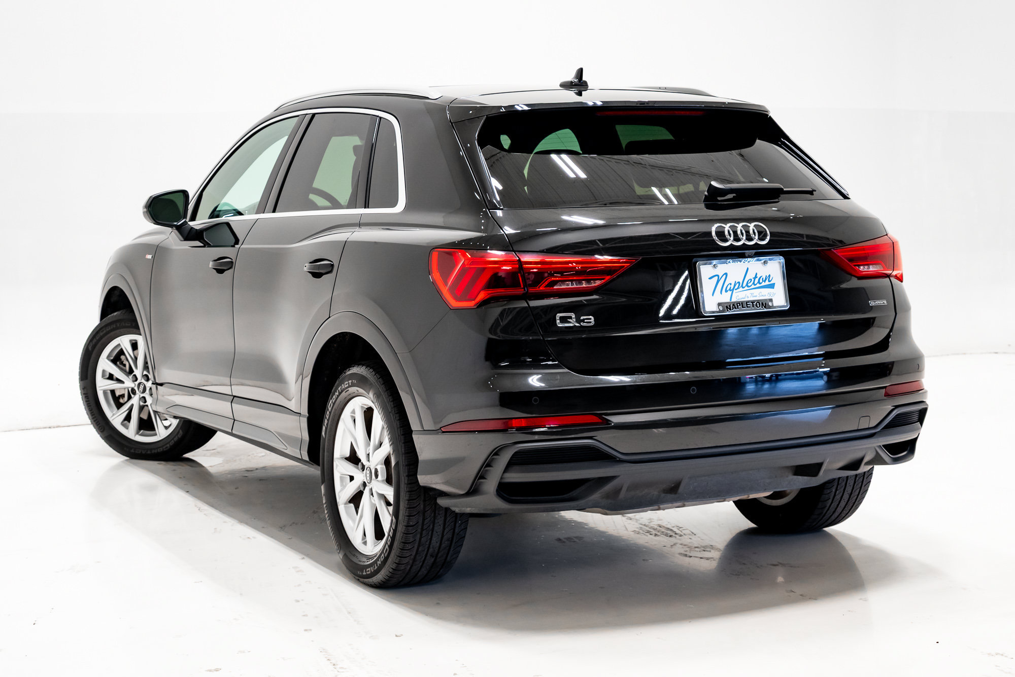Used 2025 Audi Q3 2.0T Premium AWD/4WD image 36