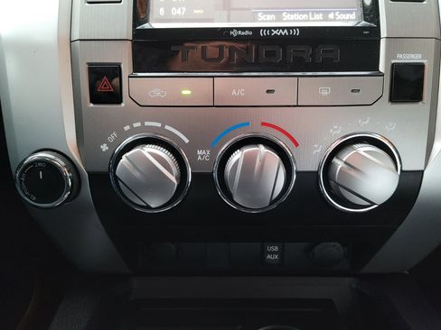 Used 2015 Toyota Tundra SR5 image 12