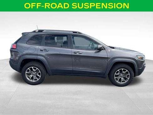 Used 2020 Jeep Cherokee Trailhawk w/ Cold Weather Group AWD/4WD image 6