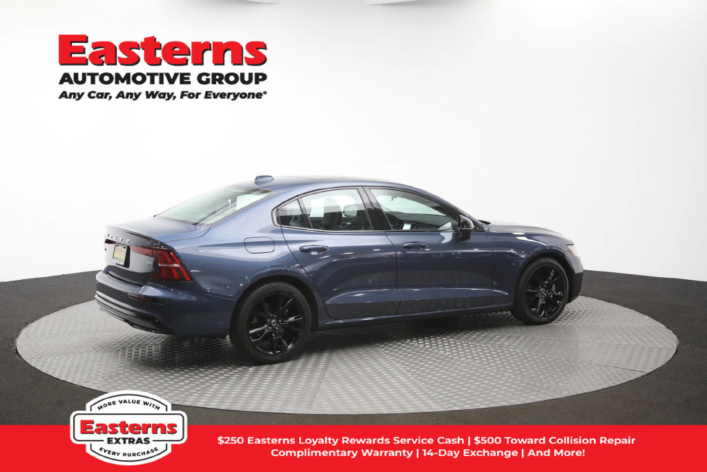 Used 2024 Volvo S60 B5 Core FWD image 43