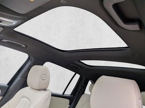 New 2026 Mercedes-Benz GLB 250 4MATIC image 15