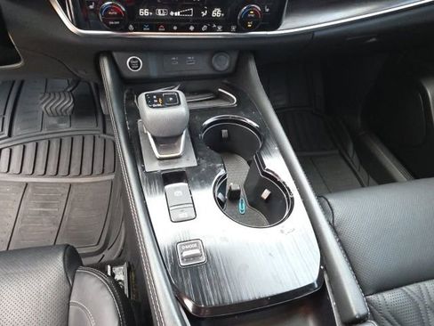 Used 2023 Nissan Rogue Platinum w/ Platinum Premium Package FWD image 19