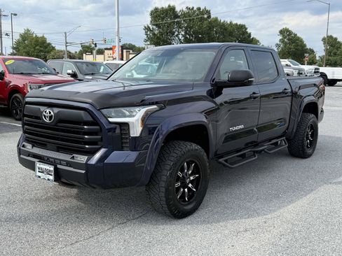 Used 2024 Toyota Tundra SR5 w/ SR5 Premium Package AWD/4WD image 5