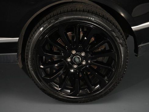 Used 2019 Land Rover Range Rover Long Wheelbase Autobiography AWD/4WD image 22