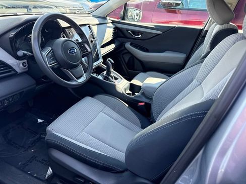 Used 2025 Subaru Outback Premium w/ Popular Package #1 AWD/4WD image 3