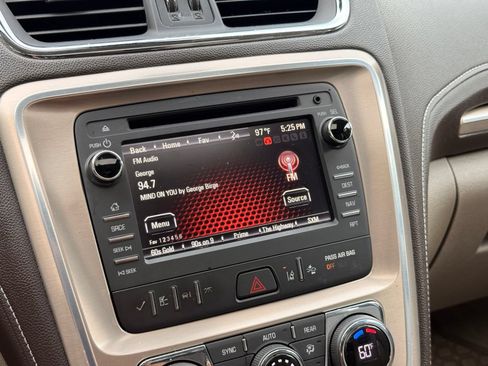 Used 2016 GMC Acadia Denali AWD/4WD image 47