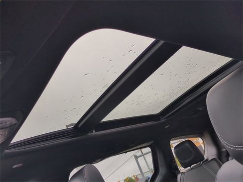 New 2026 Chrysler Pacifica Select image 20