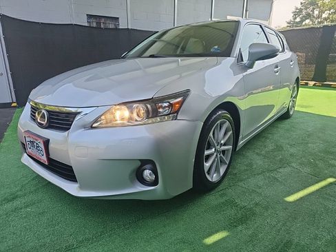 Used 2012 Lexus CT 200h Premium FWD image 8