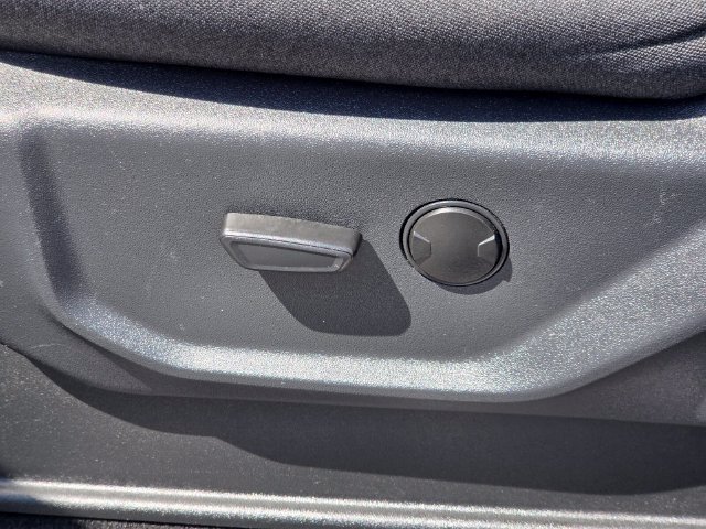 Used 2024 Ford Expedition XLT RWD image 17