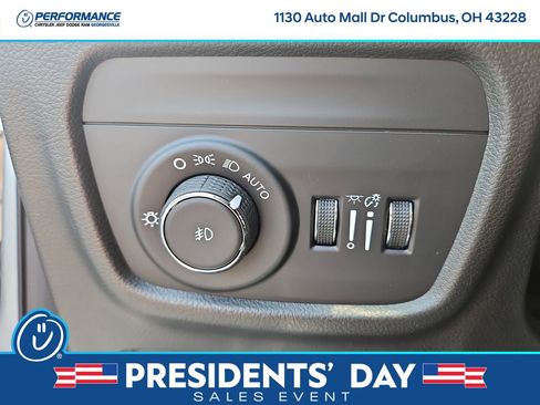 New 2025 Jeep Grand Cherokee Overland w/ Adv Protech Group III image 31