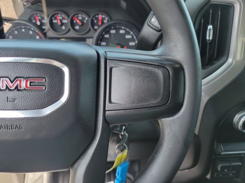 Certified 2023 GMC Sierra 2500 Pro w/ Convenience Package image 30