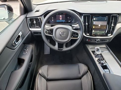 New 2024 Volvo S60 B5 Plus image 9