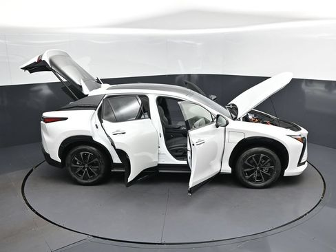New 2026 Lexus RZ 350e 2WD image 50