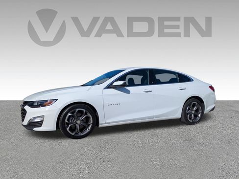 Used 2023 Chevrolet Malibu LT image 2