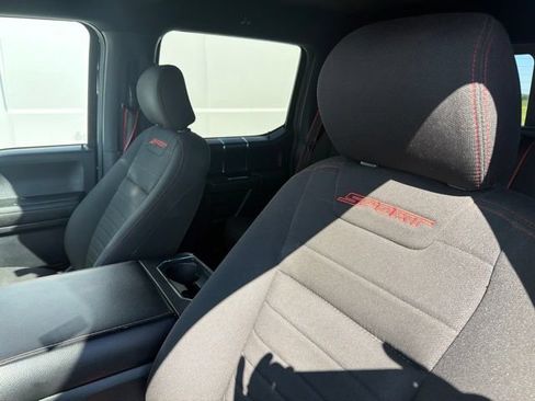 Used 2019 Ford F150 XLT w/ Equipment Group 302A Luxury AWD/4WD image 5