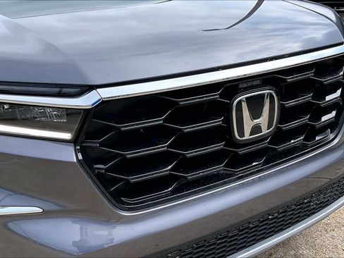 Certified 2025 Honda Pilot Touring image 30
