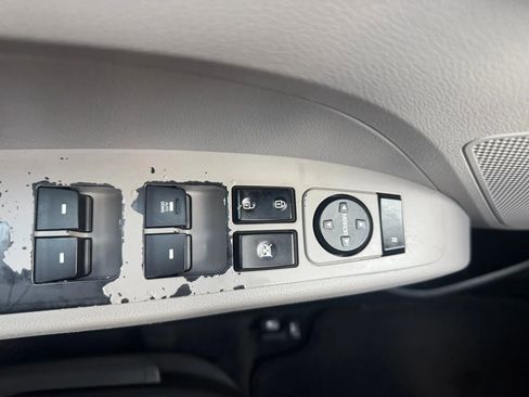 Used 2017 Hyundai Elantra SE image 22