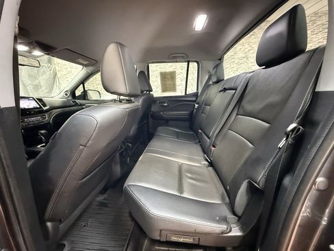 Used 2018 Honda Ridgeline RTL-T image 13
