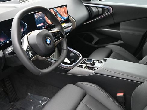 Used 2025 BMW X3 xDrive30i w/ Convenience Package image 16