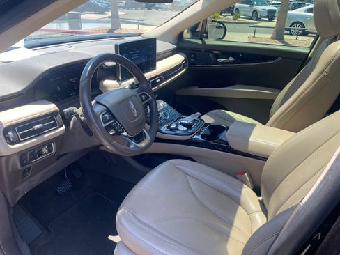 Certified 2022 Lincoln Nautilus Reserve AWD/4WD image 9