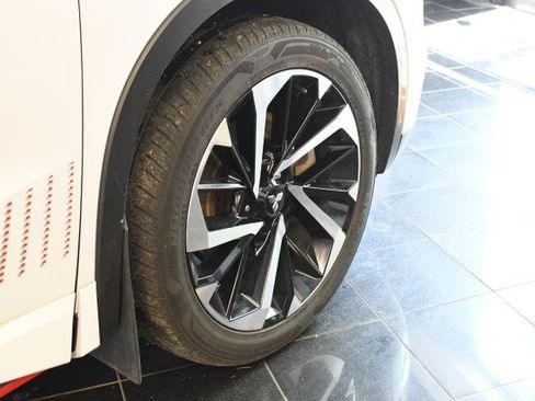 Used 2023 Mitsubishi Outlander Ralliart AWD/4WD image 49