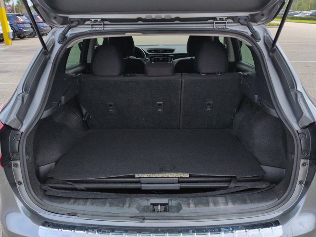 Used 2021 Nissan Rogue Sport SV FWD image 14