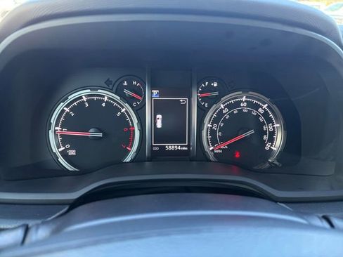 Used 2020 Toyota 4Runner TRD Off-Road Premium AWD/4WD image 9