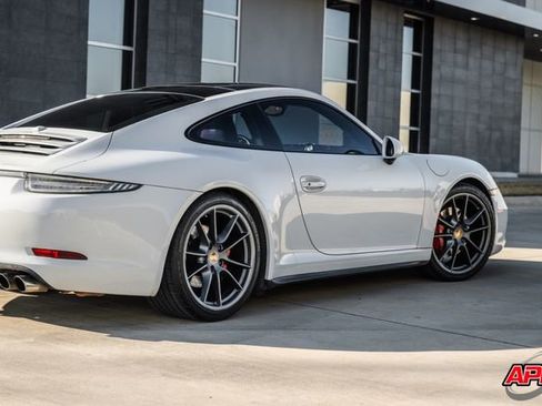Used 2015 Porsche 911 Carrera 4S image 43