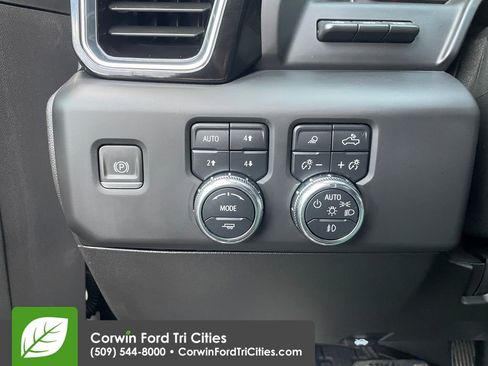 Used 2024 GMC Sierra 3500 Denali Ultimate image 26