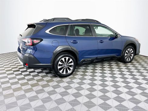Used 2023 Subaru Outback Limited XT AWD/4WD image 11