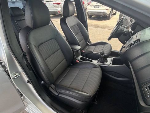 Used 2016 Kia Forte SX FWD image 10