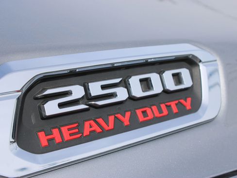 Used 2024 RAM 2500 Laramie w/ Safety Group image 32