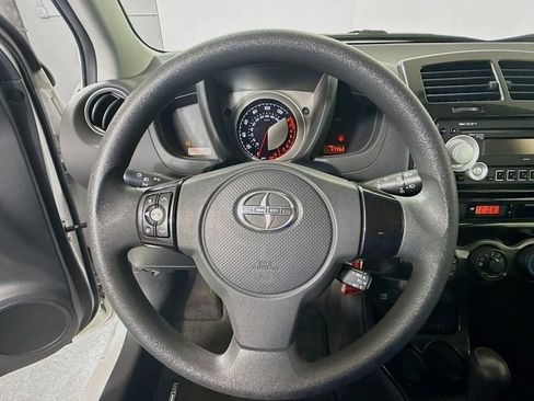 Used 2010 Scion xD image 11
