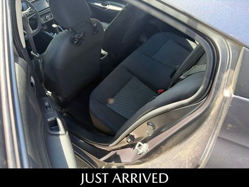 Used 2020 Nissan Versa S FWD image 10