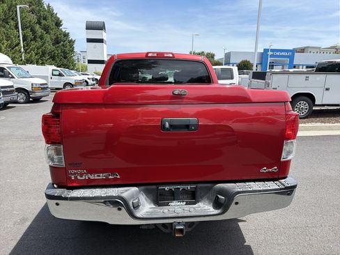 Used 2013 Toyota Tundra Limited w/ Memory Pkg AWD/4WD image 9