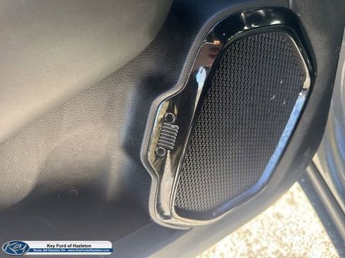 Used 2022 Jeep Renegade Altitude image 25