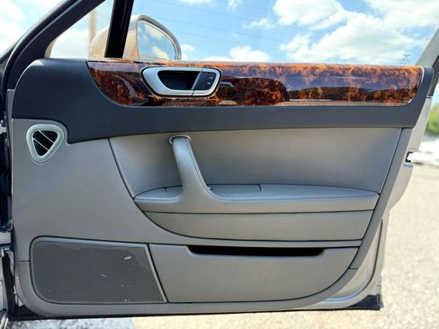 Used 2006 Bentley Flying Spur Flying Spur image 18