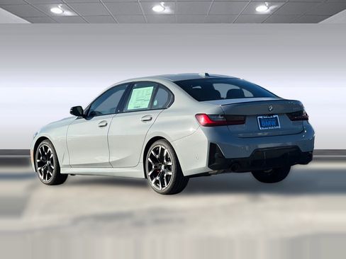 New 2026 BMW 330i Sedan w/ M Sport Package RWD image 3